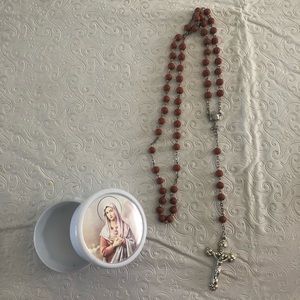 🆕 Rosary with Box